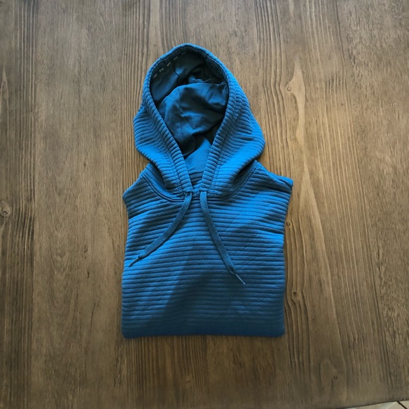 Sweater - Picture 1 of 3